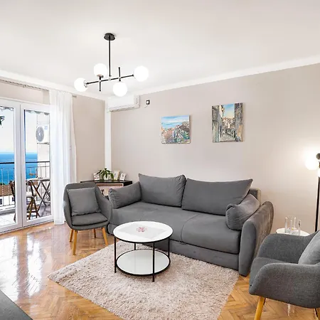 Alba Apartment